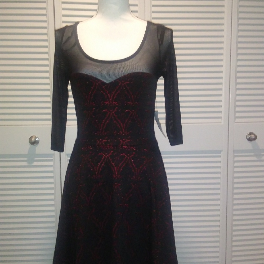 DRESS (NEW/BRAND NAME)